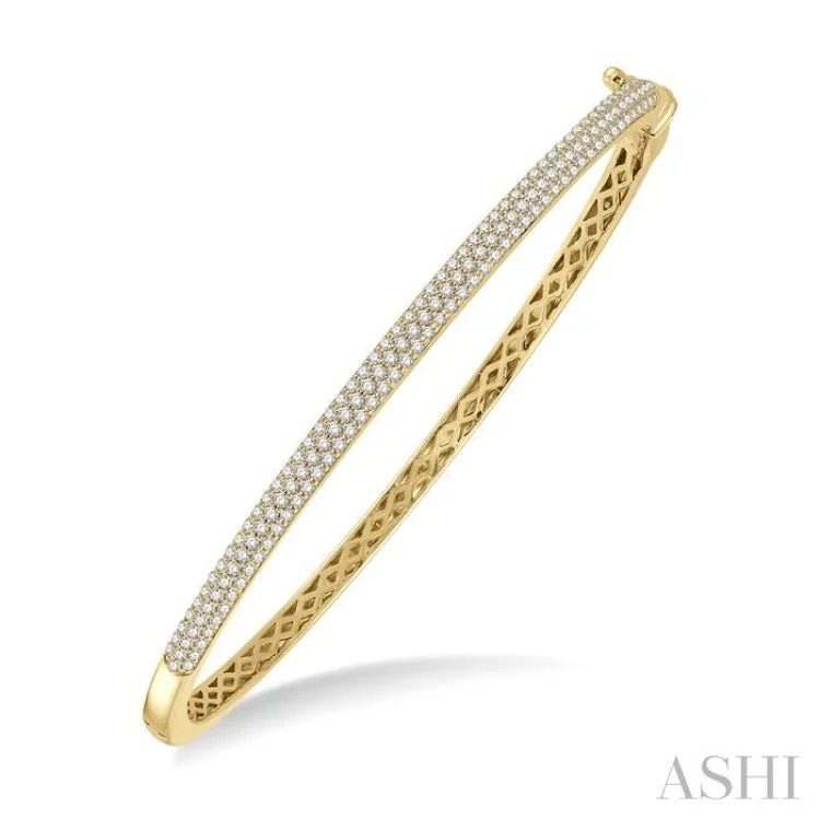 women's affordable necklace-1 Ctw Round Cut Diamond Fashion Bangle in 14K Yellow Gold