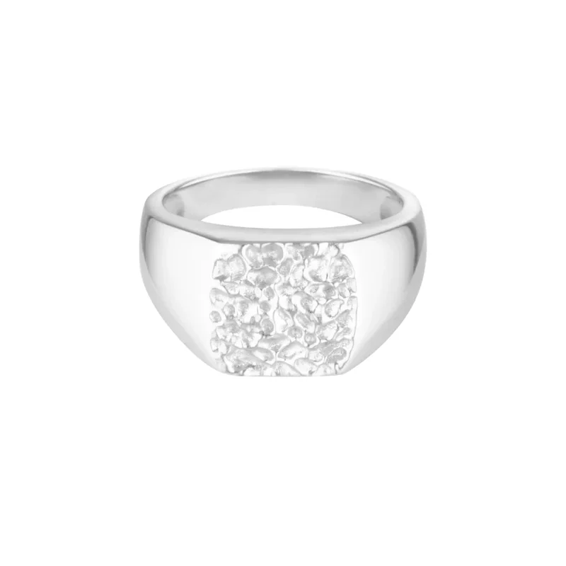 women's oval ring-Tatum Ring