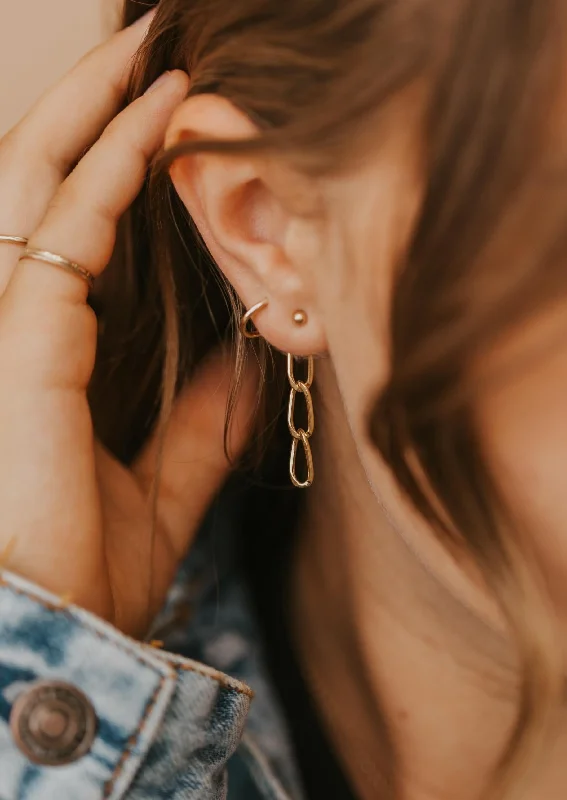 women's promise ring-Cher Backdrop