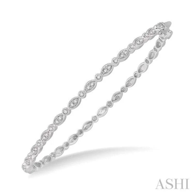 women's round necklace-1/4 Ctw Marquise Mount Round Cut Diamond Stackable Bangle in 14K White Gold